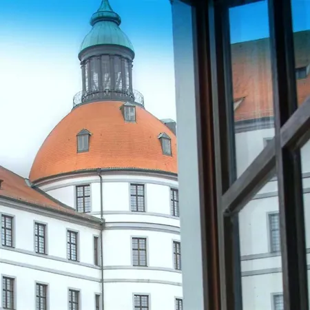 Am Schloss