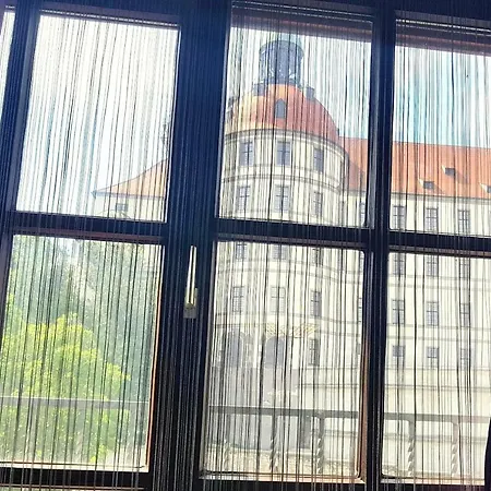 Am Schloss